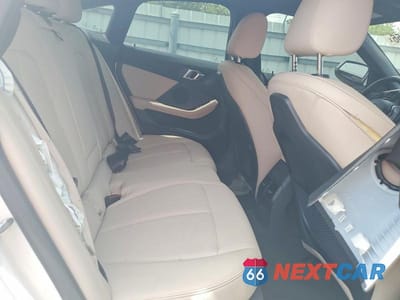 Zdjęcie 10 z 12 samochodu: 2024 BMW 228XI VIN:WBA73AK08R7N50010 - miniatura