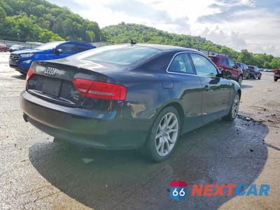 Trzecie zdjęcie samochodu z tyłu: 2012 AUDI A5 PREMIUM PLUS VIN:WAULFAFR8CA017101 - miniatura