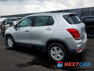 Drugie zdjęcie samochodu z przodu: 2017 CHEVROLET TRAX 1LT VIN:3GNCJLSB0HL208136 - miniatura
