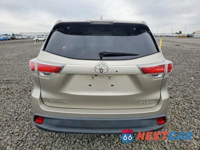 Zdjęcie 6 z 14 samochodu: 2015 TOYOTA HIGHLANDER XLE VIN:5TDJKRFH0FS083130 - miniatura