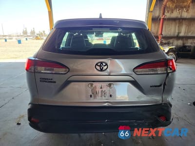 Zdjęcie 6 z 13 samochodu: 2023 TOYOTA COROLLA CROSS HYBRID S VIN:7MUFBABG1PV005810 - miniatura