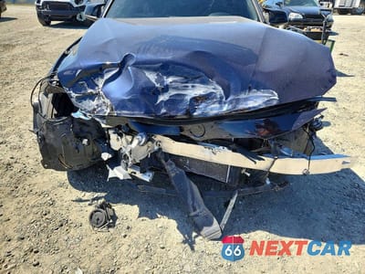 Zdjęcie 11 z 13 samochodu: 2017 BMW 330 I VIN:WBA8B9G51HNU48472 - miniatura