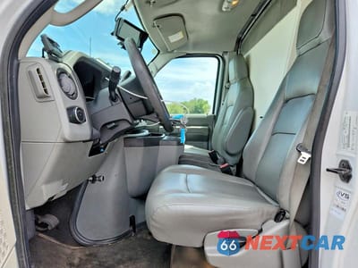 Zdjęcie 7 z 13 samochodu: 2023 FORD E350 REFRIGERATED BOX TRUCK VIN:1FDWE3FK5PDD09743 - miniatura