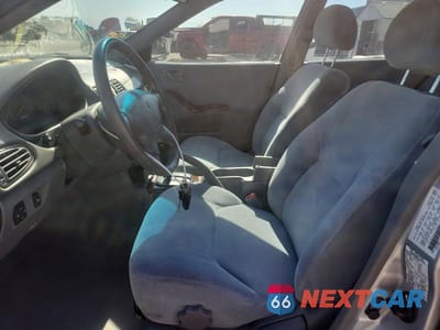 Zdjęcie 7 z 12 samochodu: 2000 MITSUBISHI GALANT ES VIN:4A3AA46G0YE097645 - miniatura