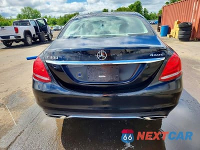 Zdjęcie 6 z 12 samochodu: 2017 MERCEDES-BENZ C 300 4MATIC VIN:55SWF4KB9HU185644 - miniatura