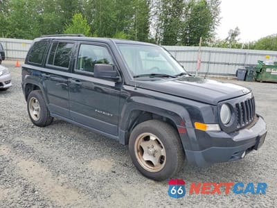 Czwarte zdjęcie samochodu z boku: 2014 JEEP PATRIOT SPORT VIN:1C4NJPBA4ED692538 - miniatura