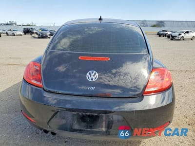 Zdjęcie 6 z 12 samochodu: 2013 VOLKSWAGEN BEETLE VIN:3VWJL7AT5DM625927 - miniatura