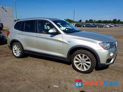 Czwarte zdjęcie samochodu z boku: 2016 BMW X3 XDRIVE28I VIN:5UXWX9C56G0D76473 - miniatura