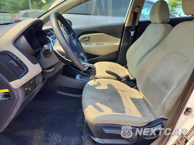Zdjęcie 7 z 12 samochodu: 2013 KIA RIO LX VIN:KNADM4A31D6229907 - miniatura