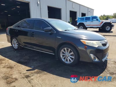 Czwarte zdjęcie samochodu z boku: 2013 TOYOTA CAMRY HYBRID XLE VIN:4T1BD1FK9DU090996 - miniatura