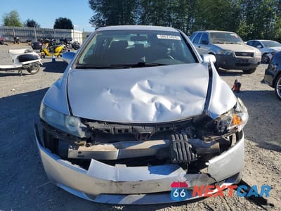 Piąte zdjęcie samochodu w środku: 2010 HONDA CIVIC LX VIN:2HGFA1F58AH304708 - miniatura