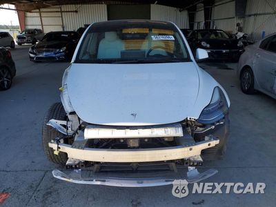 Piąte zdjęcie samochodu w środku: 2021 TESLA MODEL Y VIN:5YJYGDEE2MF161810 - miniatura