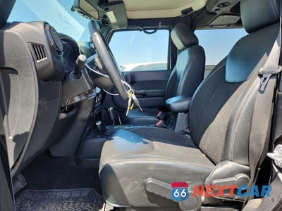 Zdjęcie 7 z 13 samochodu: 2017 JEEP WRANGLER SAHARA VIN:1C4AJWBG9HL525017 - miniatura