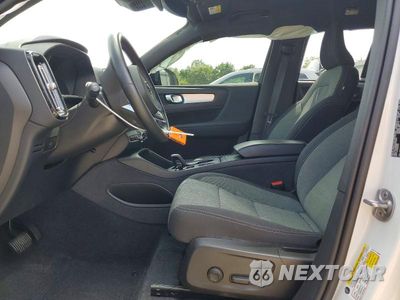Zdjęcie 7 z 12 samochodu: 2024 VOLVO XC40 CORE VIN:YV4L12UK9R2336648 - miniatura