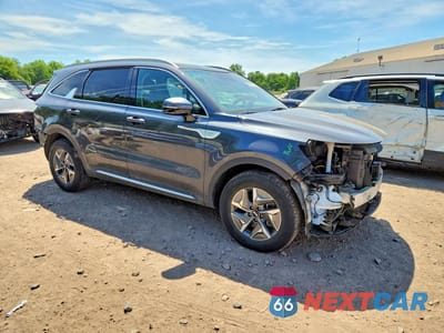 Czwarte zdjęcie samochodu z boku: 2021 KIA SORENTO EX VIN:KNDRH4LG7M5019749 - miniatura