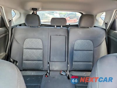 Zdjęcie 10 z 13 samochodu: 2018 HYUNDAI TUCSON SE VIN:KM8J2CA42JU803982 - miniatura