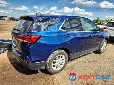 Trzecie zdjęcie samochodu z tyłu: 2023 CHEVROLET EQUINOX LT VIN:3GNAXUEG1PS120588 - miniatura
