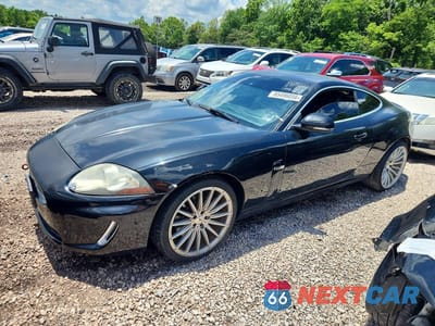 2010 JAGUAR XK PORTFOLIO SAJWA4FB1ALB37296 - główne zdjęcie licytacji z USA - miniatura