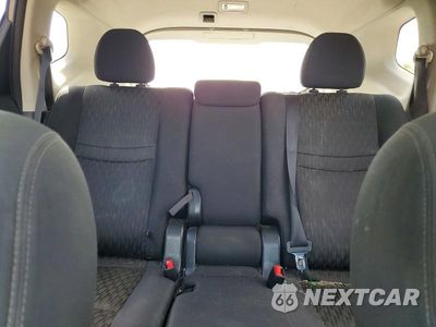 Zdjęcie 10 z 13 samochodu: 2017 NISSAN ROGUE S VIN:5N1AT2MT0HC785525 - miniatura