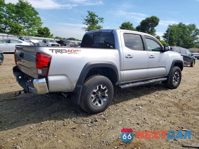 Trzecie zdjęcie samochodu z tyłu: 2018 TOYOTA TACOMA TRD OFF-ROAD VIN:3TMCZ5AN5JM149299 - miniatura