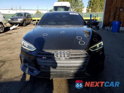 Piąte zdjęcie samochodu w środku: 2018 AUDI S5 PRESTIGE VIN:WAUC4CF54JA102559 - miniatura