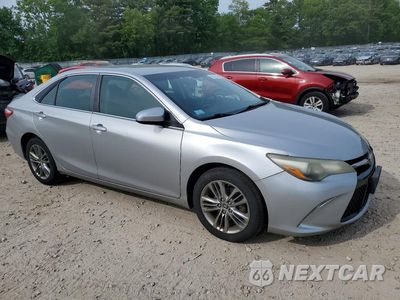 Czwarte zdjęcie samochodu z boku: 2015 TOYOTA CAMRY SE VIN:4T1BF1FK6FU900582 - miniatura