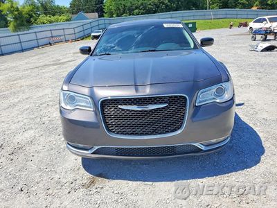 Piąte zdjęcie samochodu w środku: 2015 CHRYSLER 300 VIN:2C3CCAEG2FH853993 - miniatura