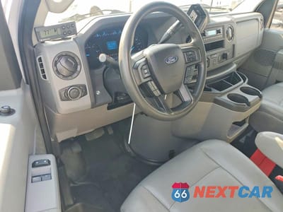 Zdjęcie 8 z 12 samochodu: 2024 FORD E350 REFRIGERATED BOX TRUCK VIN:1FDWE3FN5RDD00781 - miniatura