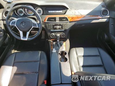 Zdjęcie 8 z 12 samochodu: 2012 MB C30 VIN:WDDGF8BB6CR229797 - miniatura
