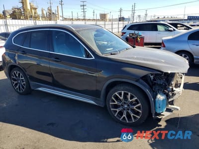 Czwarte zdjęcie samochodu z boku: 2020 BMW X1 SDRIVE28I VIN:WBXJG7C06L3L81783 - miniatura