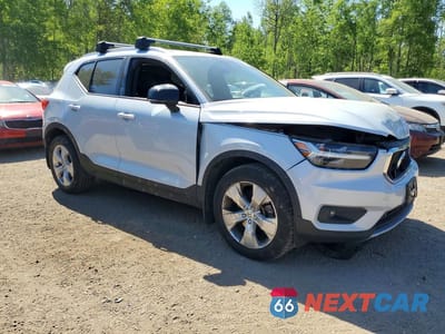 Czwarte zdjęcie samochodu z boku: 2020 VOLVO XC40 T5 MOMENTUM VIN:YV4162UK7L2218064 - miniatura