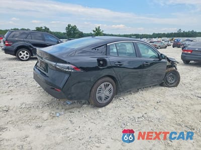 Trzecie zdjęcie samochodu z tyłu: 2026 NISSAN SENTRA S VIN:3N1AB9BV5TY231534 - miniatura