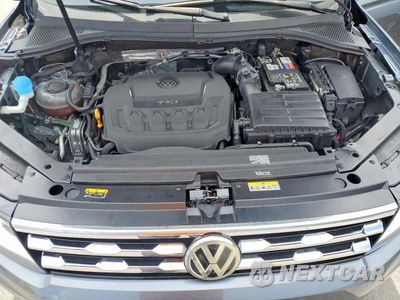 Zdjęcie 11 z 12 samochodu: 2018 VOLKSWAGEN TIGUAN SE VIN:3VV3B7AX6JM071540 - miniatura
