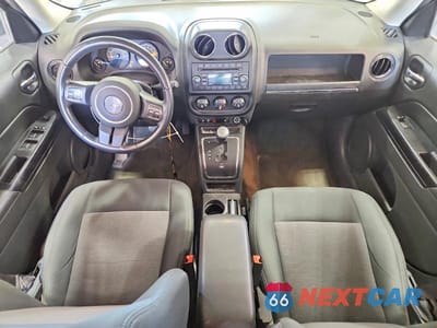 Zdjęcie 8 z 13 samochodu: 2014 JEEP PATRIOT LATITUDE VIN:1C4NJRFB3ED730968 - miniatura
