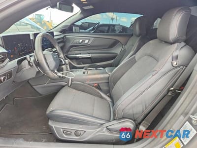 Zdjęcie 7 z 12 samochodu: 2025 FORD MUSTANG GT VIN:1FA6P8CF2S5417006 - miniatura