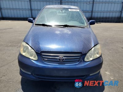 Piąte zdjęcie samochodu w środku: 2003 TOYOTA COROLLA S VIN:1NXBR32E33Z035939 - miniatura