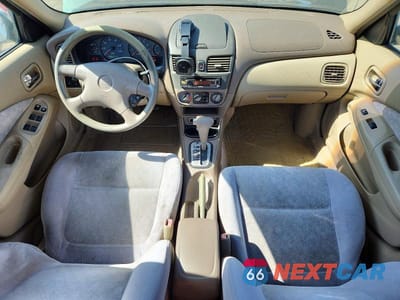Zdjęcie 8 z 12 samochodu: 2001 NISSAN SENTRA XE VIN:3N1CB51D91L508495 - miniatura