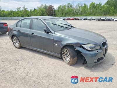 Czwarte zdjęcie samochodu z boku: 2009 BMW 328 XI SULEV VIN:WBAPK53569A646080 - miniatura