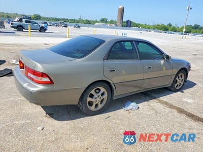 Trzecie zdjęcie samochodu z tyłu: 2000 LEXUS ES 300 VIN:JT8BF28G9Y0288003 - miniatura
