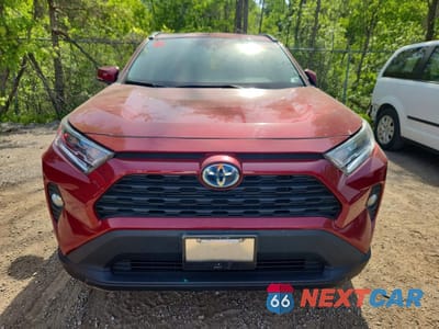 Piąte zdjęcie samochodu w środku: 2021 TOYOTA RAV4 XLE VIN:2T3RWRFV9MW107319 - miniatura