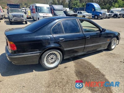Trzecie zdjęcie samochodu z tyłu: 2000 BMW 528 I AUTOMATIC VIN:WBADM6340YGU05427 - miniatura