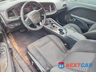 Zdjęcie 8 z 12 samochodu: 2018 DODGE CHALLENGER SXT VIN:2C3CDZAG2JH321542 - miniatura