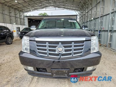 Piąte zdjęcie samochodu w środku: 2011 CADILLAC ESCALADE ESV LUXURY VIN:1GYS4HEF1BR222855 - miniatura