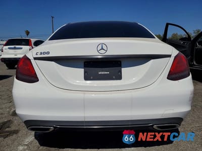 Zdjęcie 6 z 12 samochodu: 2021 MERCEDES-BENZ C 300 VIN:W1KWF8DBXMR631655 - miniatura