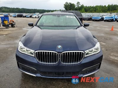Zdjęcie 9 z 26 samochodu: 2019 BMW 750 I VIN:WBA7F0C53KGM25594 - miniatura