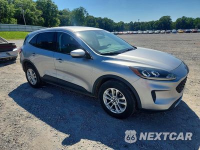 Czwarte zdjęcie samochodu z boku: 2021 FORD ESCAPE SE VIN:1FMCU9G63MUA36758 - miniatura