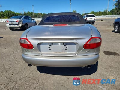 Zdjęcie 6 z 12 samochodu: 1999 JAGUAR XK8 VIN:SAJGX2049XC041200 - miniatura