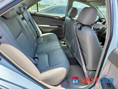 Zdjęcie 10 z 12 samochodu: 2006 TOYOTA CAMRY LE VIN:4T1BE32K56U715525 - miniatura