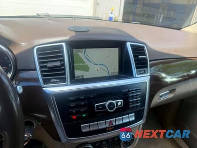 Zdjęcie 7 z 12 samochodu: 2015 MERCEDES-BENZ ML 350 4MATIC VIN:4JGDA5HB7FA461597 - miniatura
