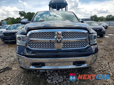 Piąte zdjęcie samochodu w środku: 2015 RAM 1500 LARAMIE VIN:1C6RR7VM4FS727762 - miniatura